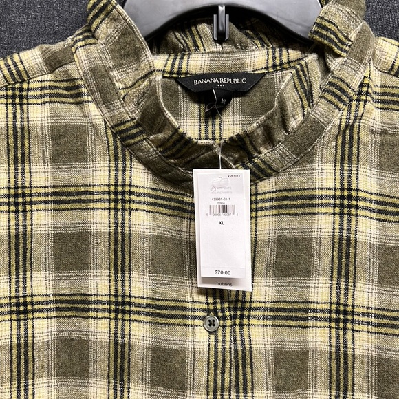 NWT - Banana Republic Factory Women’s Ruffle Flannel Shirt, Camo Green - Size XL - Picture 4 of 10